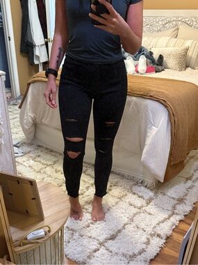 Abercrombie & Fitch Black Ultra High Rise Super Skinny Ankle Jeans
